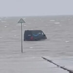 hapless-amazon-delivery-driver-stuck-in-water-after-following-gps