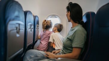 family-outraged-after-major-airline-seats-toddler-apart-from-parents,-sparking-viral-debate