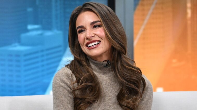 jessie-james-decker-reveals-one-wellness-habit-she-never-skips-to-look-and-feel-her-best