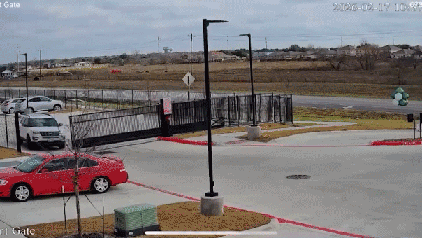 dramatic-video-shows-gunman-opening-fire-during-car-repo-in-texas,-suspect-arrested-after-bullet-hits-suv