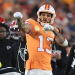 agent:-wr-evans-plans-to-continue-playing-in-’26