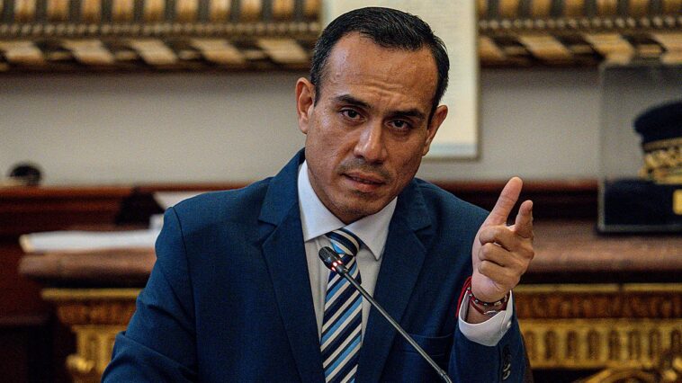 peru-sinks-deeper-into-chaos-as-seventh-president-in-ten-years-ousted-in-‘chifagate’-scandal