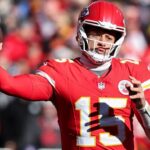 chiefs-rework-mahomes’-deal-to-create-cap-space