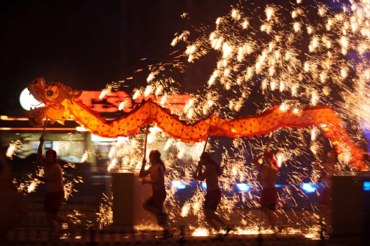 12-dead-after-explosion-at-chinese-firecracker-store