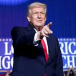 strategy-session:-trump’s-team-huddles-on-midterm-messaging-with-spotlight-on-economy