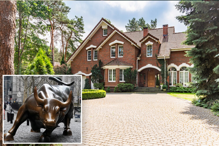 wall-street-bonus-bonanza-fuels-hamptons-spending-spree-—-sending-east-end-home-prices-soaring-33%