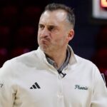 college-basketball-coach’s-postgame-tirade-yields-him-one-game-suspension