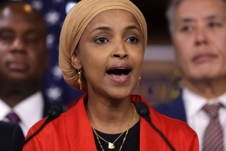ilhan-omar-calls-to-abolish-ice,-says-dhs-‘dismantlement’-is-being-discussed