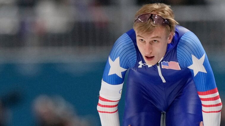 american-jordan-stolz-secures-silver-medal-in-men’s-speedskating-1,500-meter-event