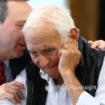 hot-mic:-“i’ll-f***ing-kill-you…”-les-wexner’s-attorney-caught-warning-wexner-–-crockett-presses-on-trump-questions