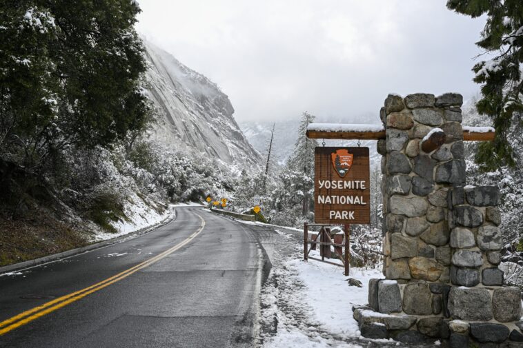 yosemite-national-park-closed-to-visitors-over-avalanche-threats