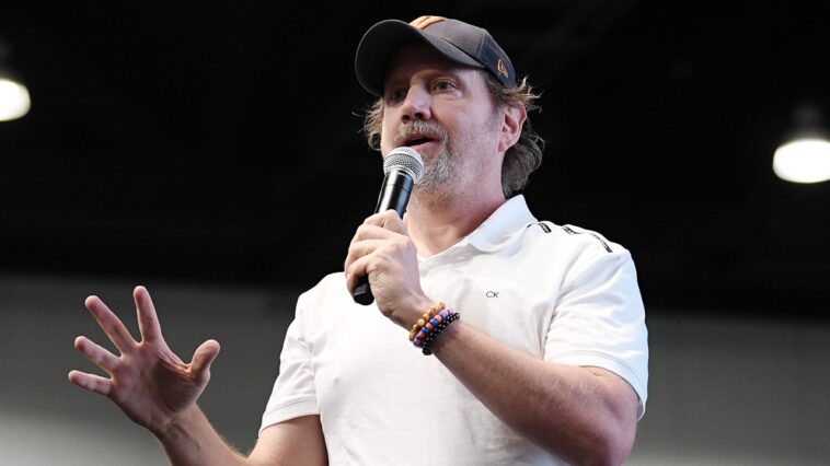jamie-kennedy-blasts-hollywood-ice-protesters:-‘get-on-the-frontlines’-instead-of-sundance