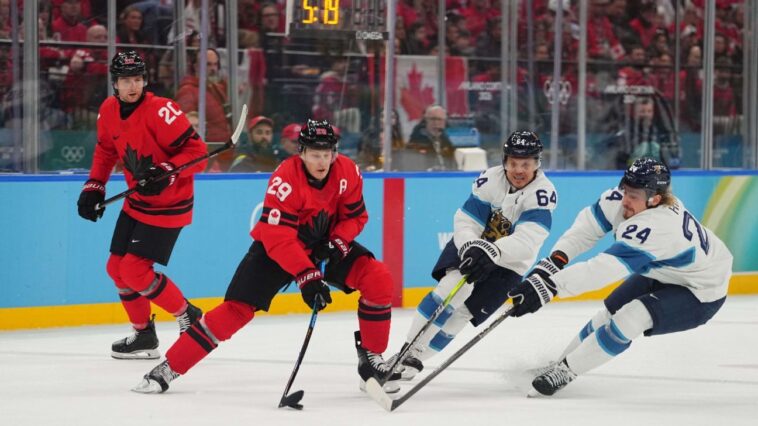 live-updates:-canada-trails-finland-in-men’s-hockey-semifinals