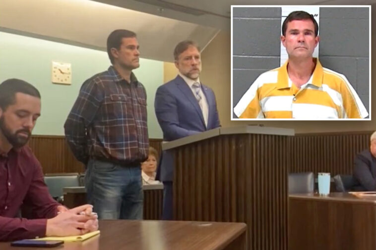 small-town-mayor-charged-after-teen-girl-caught-him-sniffing-her-underwear