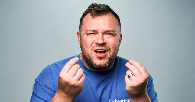 exclusive-—-comedian-ben-bankas-added-more-shows,-gained-fans-after-leftist-mobs-tried-to-cancel-him-over-renee-good-jokes