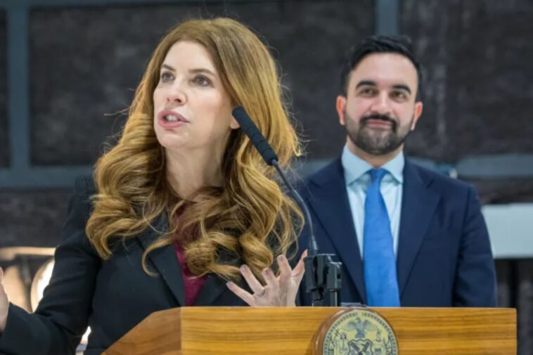 city-council-speaker-julie-menin-‘concerned’-about-zohran-mamdani’s-rollback-of-nypd-hiring