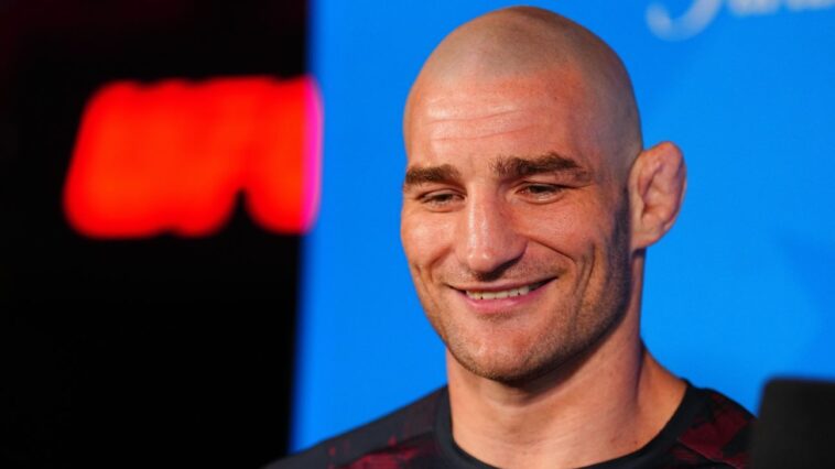 strickland-criticizes-ufc-fighter-pay-as-‘predatory’