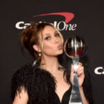 flashback:-espn-celebrated-olympian-eileen-gu-after-she-chose-red-china-over-team-usa