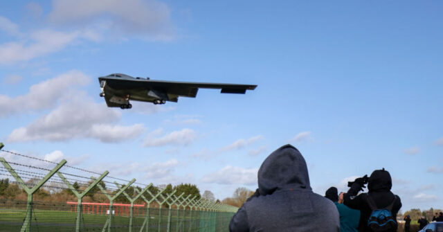 starmer’s-labour-government-blocking-us.-from-launching-possible-iran-strikes-from-american-bases-on-british-soil:-report