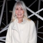 joanna-cassidy-says-she-doesn’t-feel-awkward-dating-suzanne-somers’-widower-alan-hamel