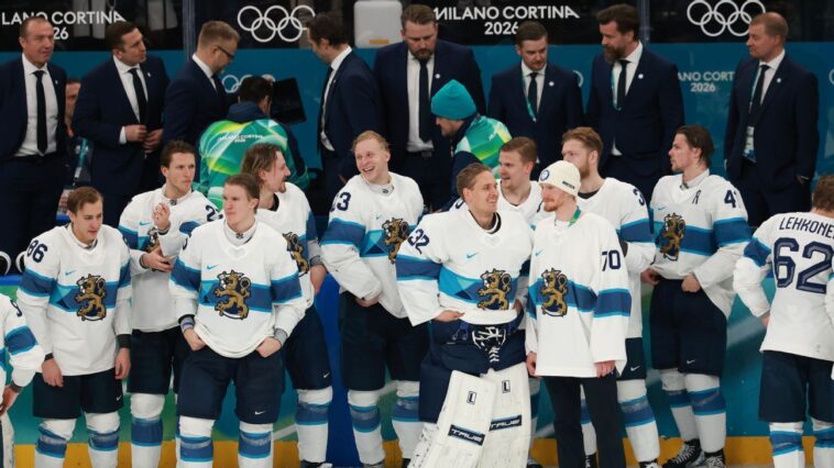 finland-ices-slovakia-6-1-for-men’s-hockey-bronze