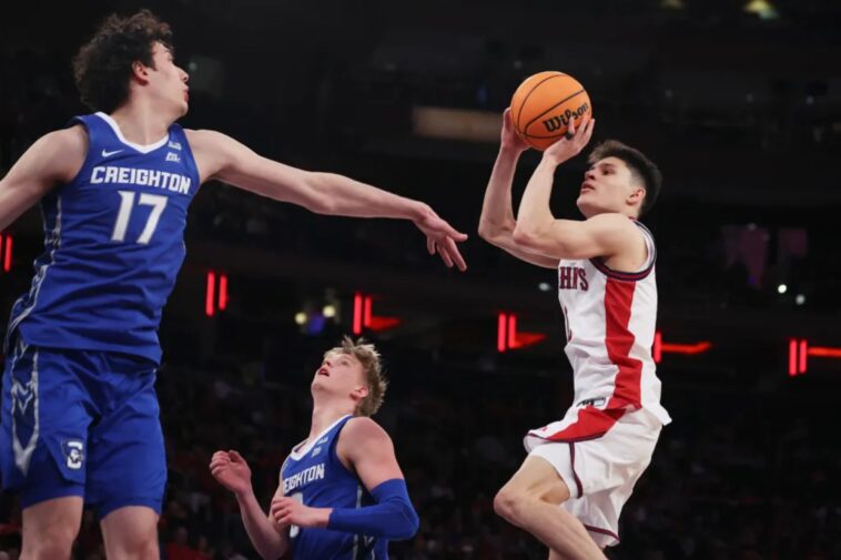 st.-john’s-dylan-darling-continues-to-impress-big-east-coaches:-‘he’s-making-huge-plays’