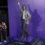 lakers-unveil-statue-of-riley-wearing-armani-suit