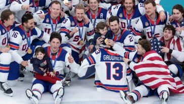 listen-to-donald-trump’s-call-to-usa-hockey-team