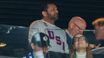 kash-patel-owns-partying-with-usa-hockey-team:-‘yes,-i-love-america’