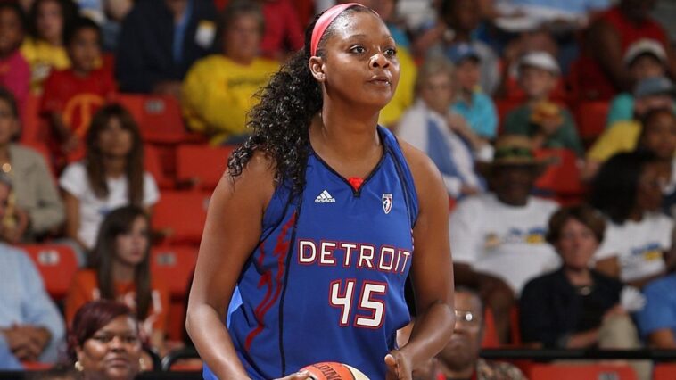 kara-braxton,-2-time-wnba-champion,-dies-at-43