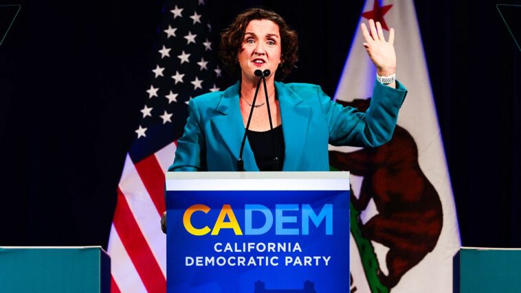 katie-porter-holds-‘f—-trump’-sign-at-california-democratic-convention