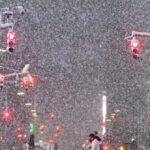 blizzard-hits-new-york-city-and-northeast-as-snowfall,-winds-intensify-forcing-millions-to-stay-home