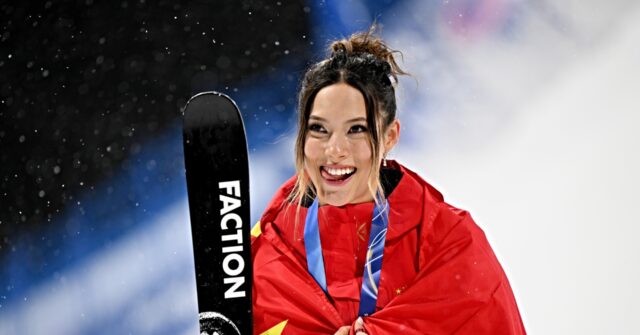 us.-born-eileen-gu-proudly-sings-chinese-communist-anthem-‘march-of-the-volunteers’