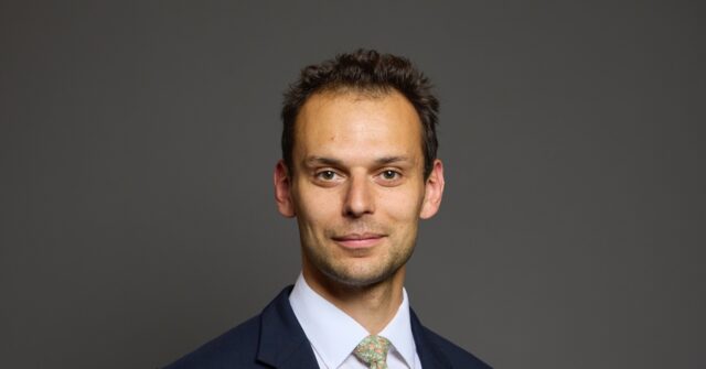 anti-breitbart-censorship-chief-reported-journalists-to-british-intelligence-over-false-russian-collusion-accusations:-reports