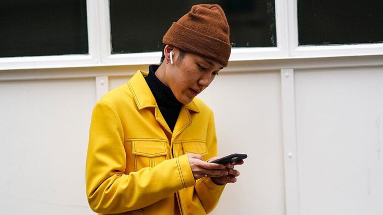 spyware-can-hijack-your-phone-in-seconds