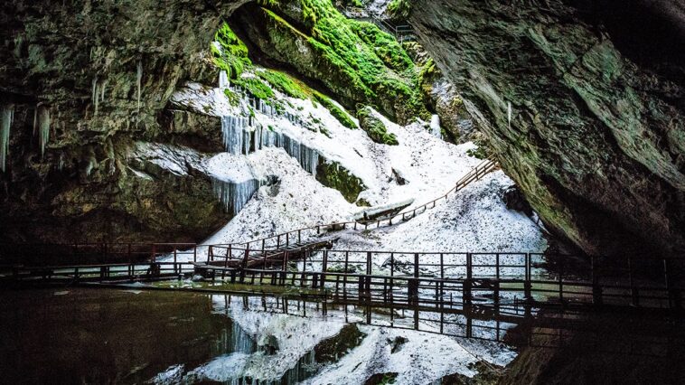 scientists-discover-5,000-year-old-bacterium-resistant-to-modern-antibiotics