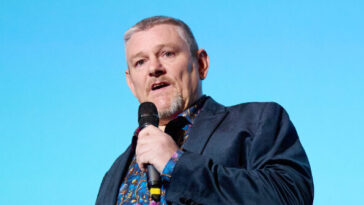 jamie-foxx:-the-man-with-tourette’s-who-shouted-the-n-word-at-baftas-‘meant-that-s**t’