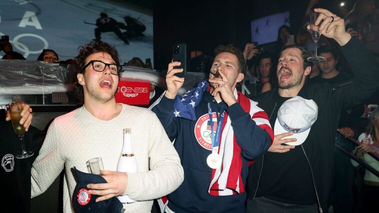 team-usa-men’s-hockey-players-sing-national-anthem-while-partying-at-famous-miami-nightclub