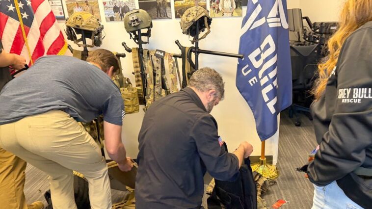 rescue-team-heading-to-mexico-to-free-american-tourists-trapped-amid-cartel-violence