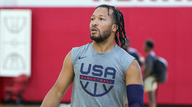 jalen-brunson-‘absolutely’-has-olympic-dreams-with-games-returning-to-la:-‘i-would-be-honored-and-thankful’