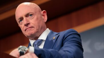 alert:-massive-development-reported-in-doj’s-sedition-case-against-mark-kelly,-others-–-bad-news-for-trump-admin