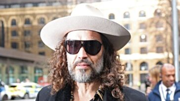 uk-comedian-russell-brand-pleads-not-guilty-to-new-rape,-assault-charges