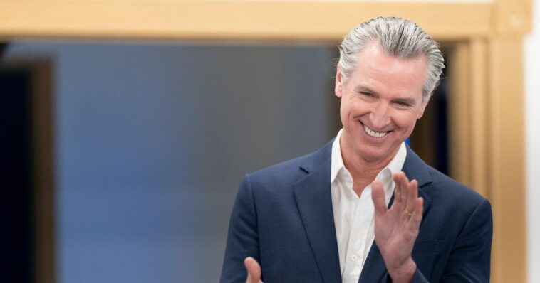 after-viral-clip-goes-sour,-reporter-asks-for-newsom’s-dyslexia-diagnosis,-gets-typical-response-from-gov’s-team