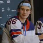 watch:-team-usa-hockey-star-jack-hughes-stands-strong-against-leftist-mob,-says-he’s-proud-and-‘super-excited’-to-meet-president-trump