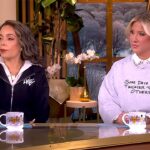 ‘the-view’-co-host-calls-out-fans-outraged-by-having-trump-supporter-savannah-chrisley-on-the-show