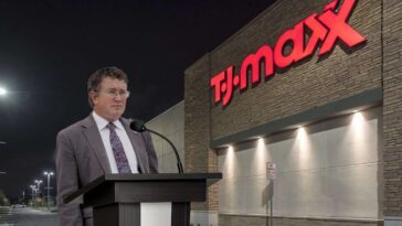 thomas-massie-to-hold-his-own-state-of-the-union-on-street-corner-outside-a-tj.-maxx