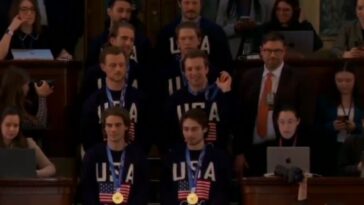 watch:-triumphant-team-usa-hockey-players-honored-at-state-of-the-union-amid-thunderous-‘usa’-chants-–-trump-blasts-democrats-who-remained-seated