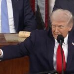 truth:-trump-points-to-democrats-in-the-chamber-and-calls-them-out-–-‘these-people-are-crazy’-(video)