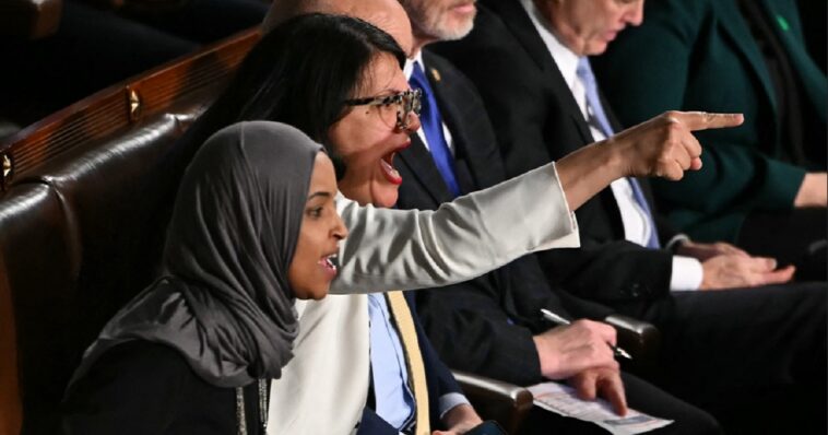 video-–-camera-captures-stunning-moment-when-rashida-tlaib-appears-to-chant-‘kkk’-instead-of-‘usa’-during-state-of-the-union