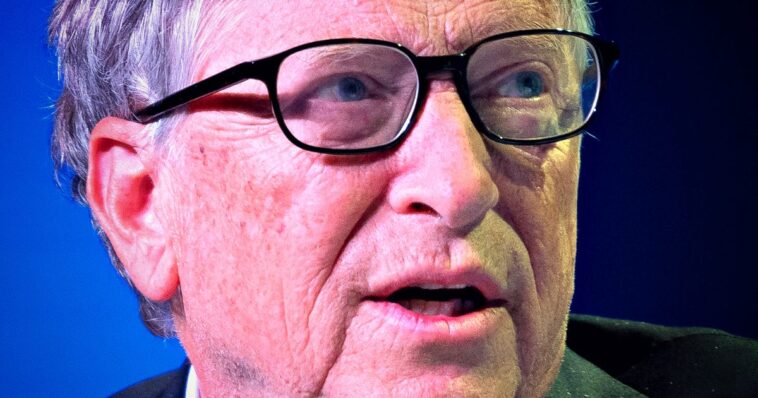 bill-gates-apologizes-to-his-staff-for-his-epstein-ties,-admits-having-affairs-with-two-russian-women